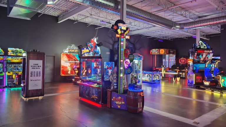 Aperçu de la salle de jeux d'arcade à dorval